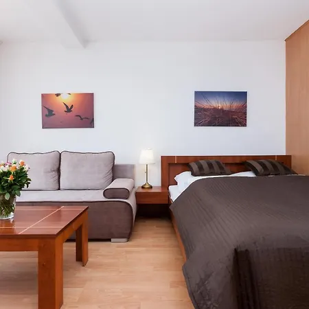Port Cicha Street By Jantar Appartement Kołobrzeg