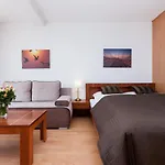 Port Cicha Street By Jantar Appartement Kołobrzeg
