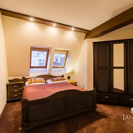 Port Cicha Street By Jantar * كولوبرزيغ