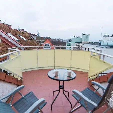 Port Cicha Street By Jantar Kolobřeh