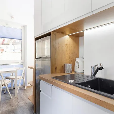 Port Cicha Street By Jantar Apartman