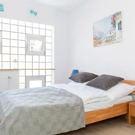 Port Cicha Street By Jantar Apartman *
