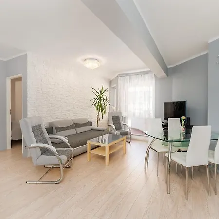 Port Cicha Street By Jantar