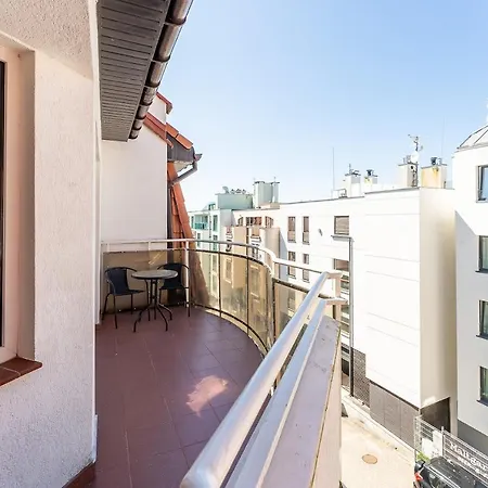 Port Cicha Street By Jantar Kolobřeh