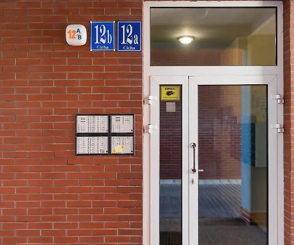 Port Cicha Street By Jantar شقة