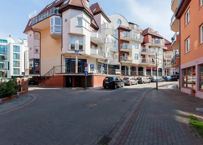 Port Cicha Street By Jantar شقة