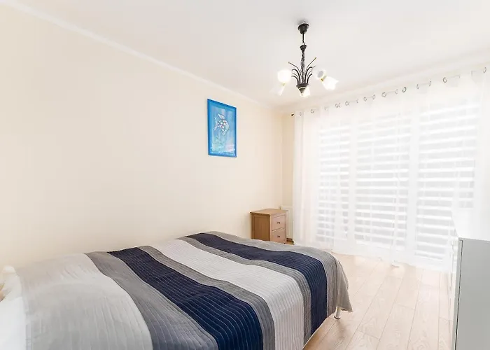 Port Cicha Street By Jantar كولوبرزيغ