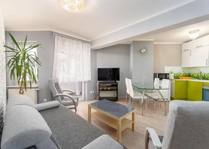 Port Cicha Street By Jantar كولوبرزيغ